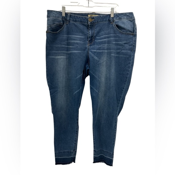 Democracy Freedom Ankle Skimmer Released Raw Hem Stretch Jeans - Size 20W - Picture 1 of 9